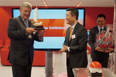 ��ķ˹�ط����г�Jan van Zanen�����ͻ�Ϊ��ҵҵ���г�Ӫ�����������ܲ���˳ï������������