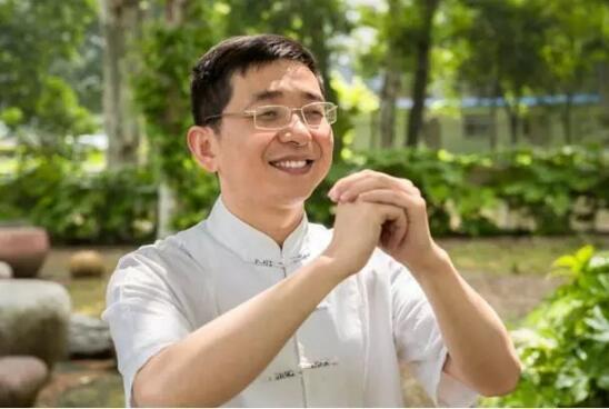 ͯѧ�����󣺸��¿Ƽ��ı��䣬��Ҫ�����黭����ů